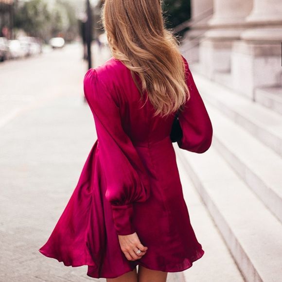 𝅺bardot Claire Twist Front Mini Dress Deep Red Nwt - Picture 7 of 9